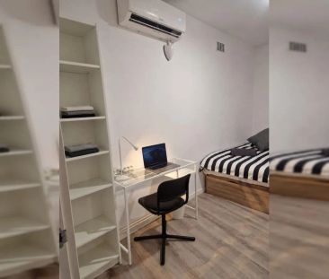 Room in a shared 1-bedroom apartment for rent in Palacio - Foto 3