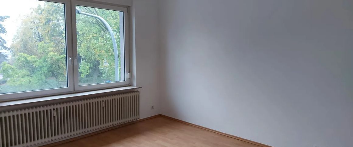 Gemütliche 3-Raum-Wohnung für Singles im Herzen von Oberpleis - Photo 1