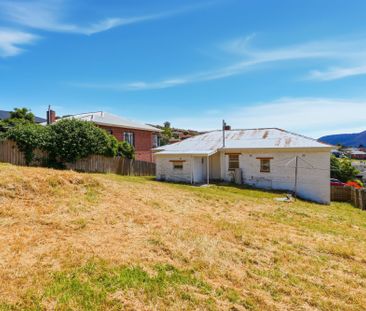 72 Kenbrae Avenue, Glenorchy TAS 7010 - House For Rent | Domain - Photo 3