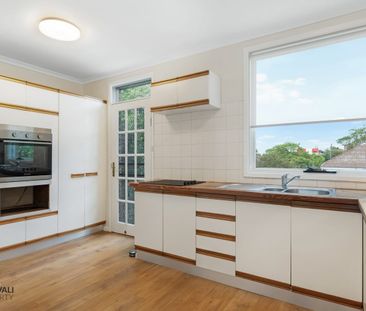 Bright, Convenient & Quietly Positioned Townhouse - Photo 2