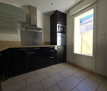 Location Maison 4 pièces 82m² MARSEILLE 11ème - Photo 5