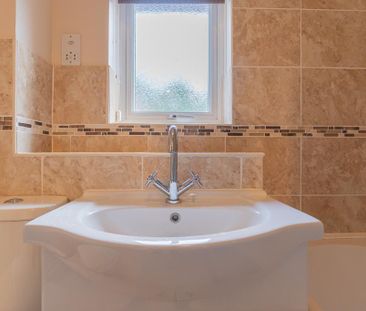 2 bedroom semi-detached house to rent - Photo 1