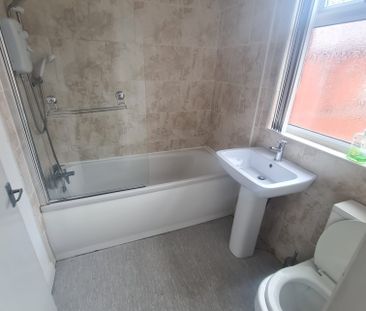 3 Bed - 19a Winston Gardens, Headingley, Leeds - LS6 3LA - Student - Photo 1