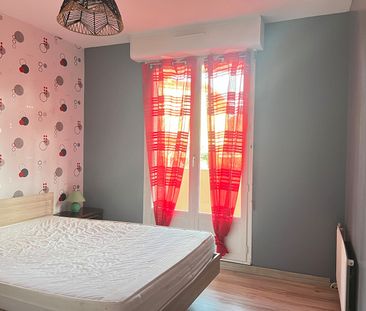 Location Appartement 2 pièces 48m² - Photo 3