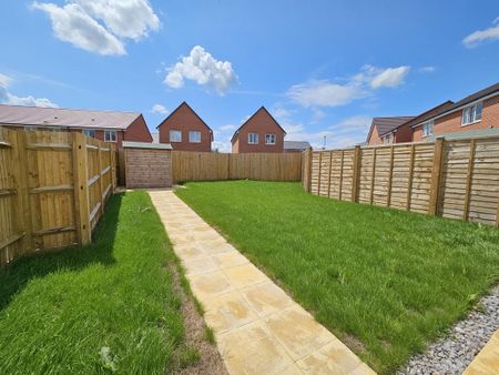 3 bedroom detached house to rent - Photo 3