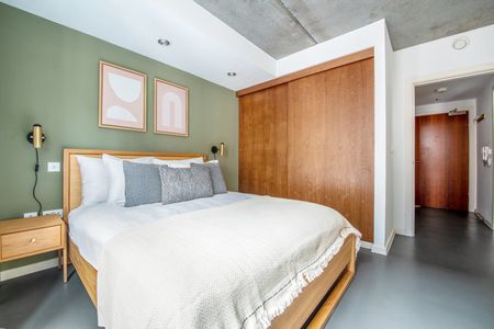 Cosmopolitan House - Photo 4