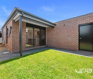 2 BEDROOM UNIT. - Photo 2