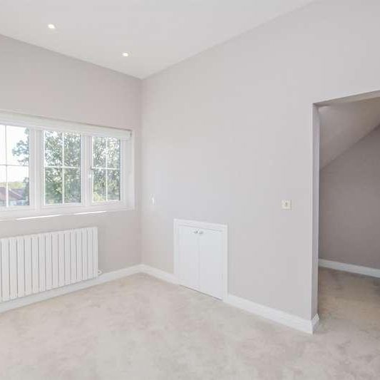 Sunny Gardens Road, Hendon, NW4 - Photo 1