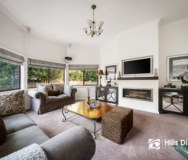 LUXURY LIVING - Photo 3