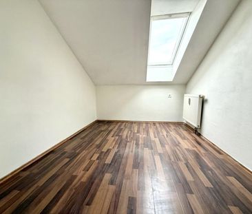 Fixe Besichtigung Di 23.06 um 17.00 Uhr! Günstige 4-Zimmer Mietwohn... - Photo 4