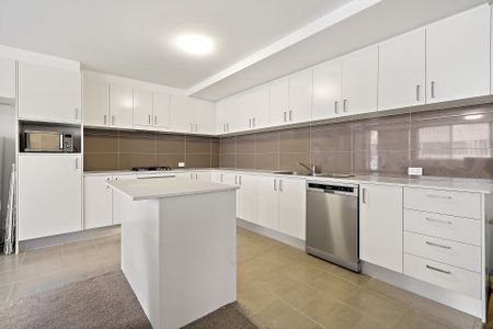 Modern 2-Bedroom Apartment in the Heart of Queanbeyan - Photo 2