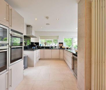 5 bedroom house to rent - Photo 1