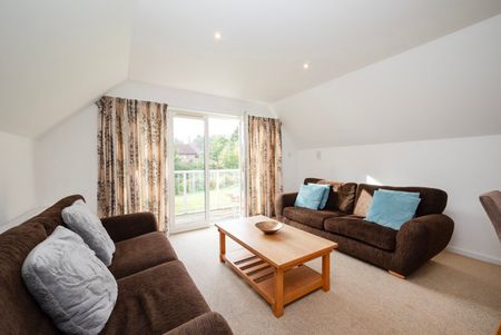 28 Queens Court, AB31 4GD, Banchory - Photo 2