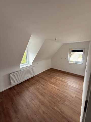 Frisch sanierte 2 ZKB-Wohnung in Niederzwehren - Photo 3