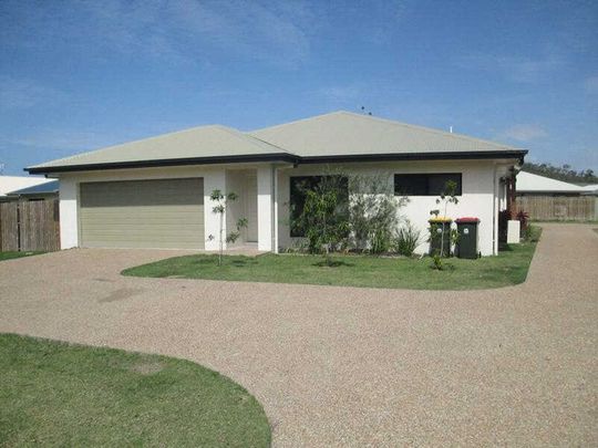 Modern Low-Maintenance Living in a Quiet Court - 4/B Orillia Court, Deeragun - Photo 1