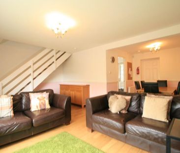 3 bedroom semi-detached house to rent - Photo 5