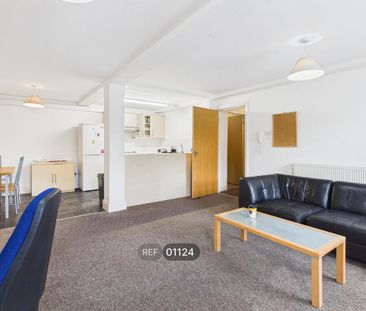 2 bedroom apartment to rent - Photo 3