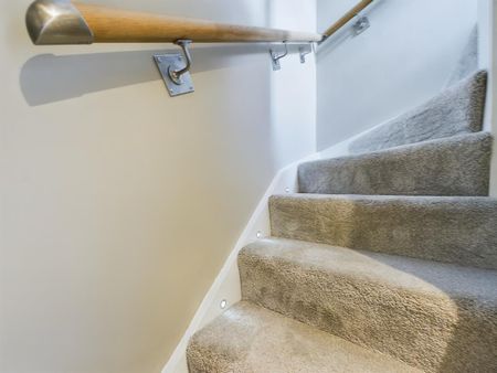 3 bedroom penthouse to rent - Photo 4
