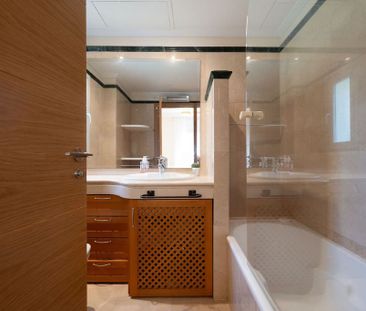 3 room luxury House for rent in Marbella, Andalusia - Photo 6