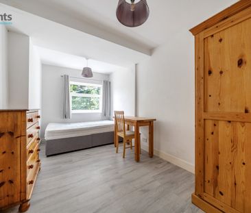 6 bedroom house to rent - Photo 3