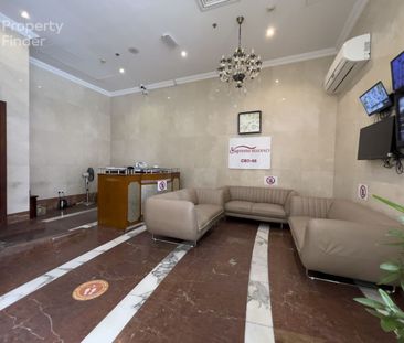 Large Layout | Well Maintained | Prime Location - Photo 6