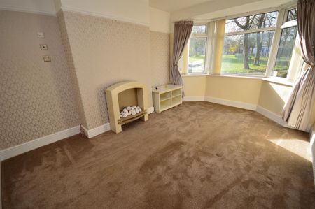 Russell Road, Birkenhead, CH42 - Photo 3