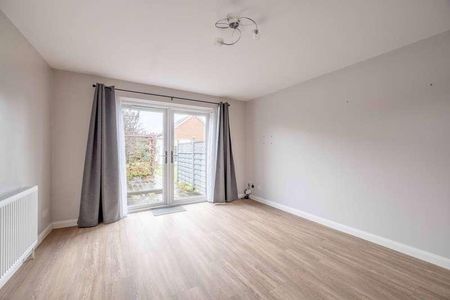 Forest Road, Windsor, SL4 - Photo 4