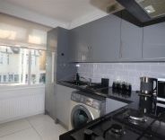 Westcliff-On-Sea - Photo 5