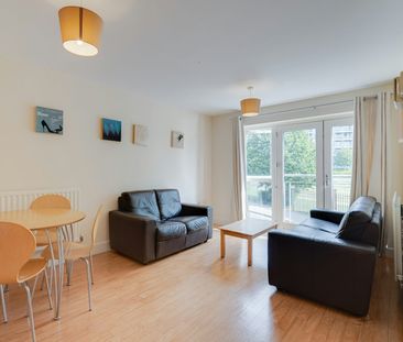 Flat to rent on - Photo 3