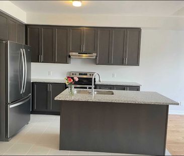 For Lease - 171 Lageer Drive, Whitchurch-Stouffville, Ontario - Photo 1