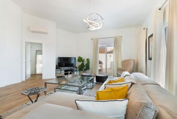 1 Bedroom Apartment with a view, Estrela, Lisboa