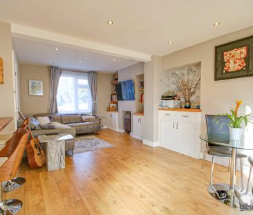 Plumstead Road, Norwich - Photo 1