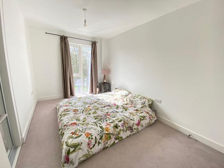 2 bedroom apartment to rent - Photo 4