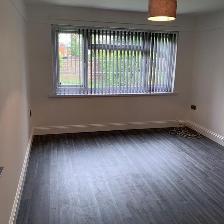 1 Bed Flat, Archers Road, SO15 - Photo 1