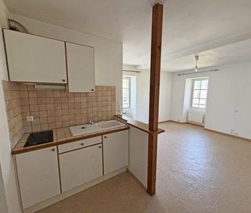 Location Appartement 1 pièce 25m² SAINTES 17100 - Photo 1