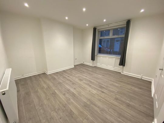 2 bedroom ground floor flat to rent - Photo 1