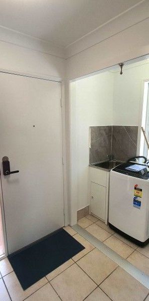 Great location + incl of bills + WiFi - Photo 1