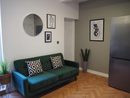 Gerard Street North En-suite Room 2 - Photo 4