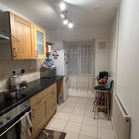 1 bedroom flat to rent - Photo 3