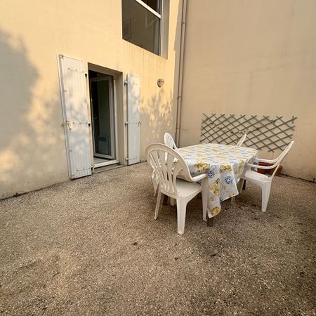 Location Appartement 1 pièce 27m² - Photo 4