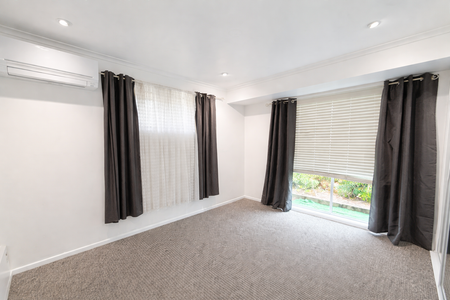 SPACIOUS 3 BEDROOM HOME IN A CONVENIENT LOCATION - Photo 2