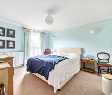 2 bedroom semi-detached bungalow to rent - Photo 3