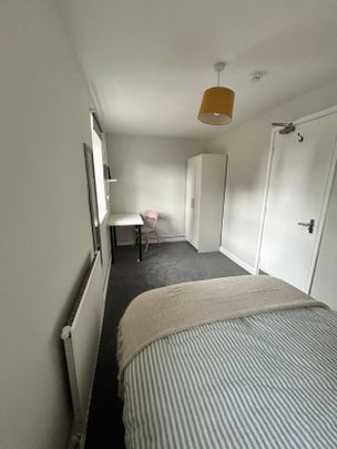 1 bed Shared House for Rent - Photo 1