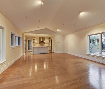 For Lease - 463 Avon Crescent, Oakville, Ontario - Photo 2