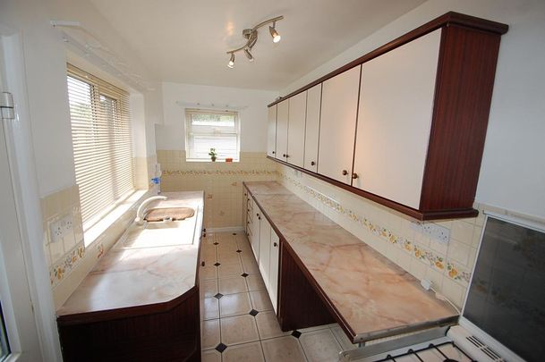 2 bedroom house to rent - Photo 1