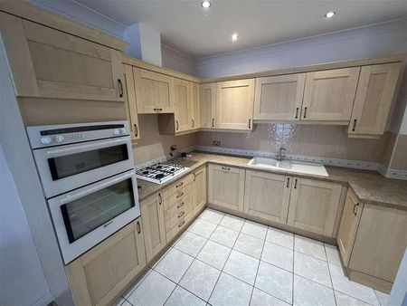 Wheeldon Manor, Wheeldon Avenue, Derby, DE22 - Photo 3