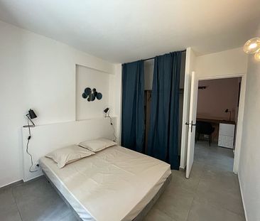 A LOUER - CHAMBRE MEUBLEE D'ENVIRON 10,72 m² - LE TAMPON - 517 € - Photo 1