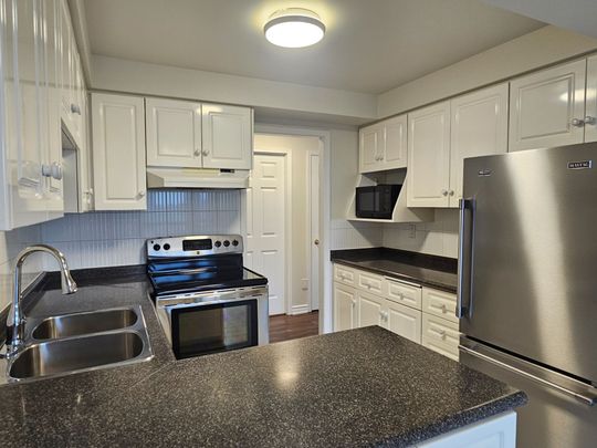 For Lease - 67 Caroline Street Unit# 11E, Hamilton, Ontario - Photo 1