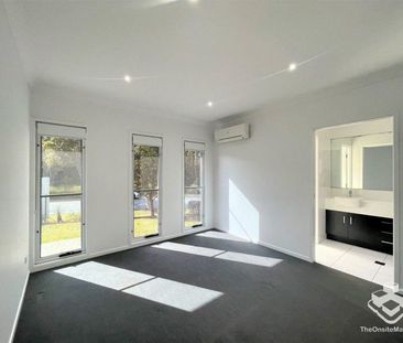 Break a lease -Spacious Modern Family Home in Prime Location - Photo 3