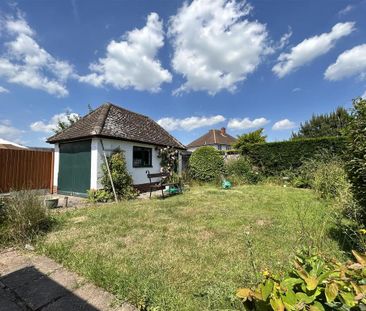 2 bedroom detached bungalow to rent - Photo 2